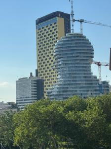 Tirana Skanderbeg corner flat