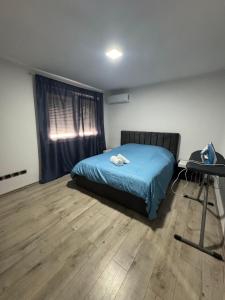 Tirana Skanderbeg corner flat