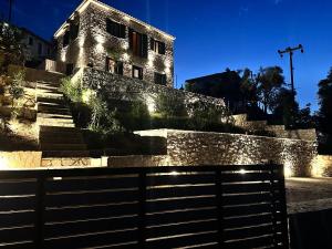 Chrysavgi Stone House