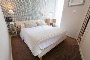 Hotels Cit'Hotel Les Alizes : photos des chambres