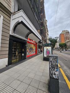 Amplio departamento 3 ambientes en Recoleta - Hôtels 4 étoiles à Buenos Aires