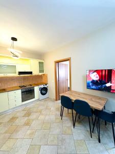 T Apartment