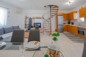 Gialos Breeze - 30 meters from sandy beach