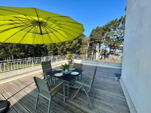 Appartements Seafront flat with indoor pool with stunning views : photos des chambres
