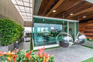 Nimman Rooftop Mountain - Room B on the 7th floor