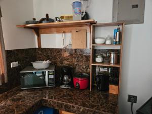 Full equipado, WiFi, AC, vista volcán, 1er piso