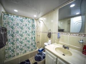 Garden Condos 7 - Central Apartment in Strip