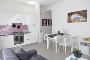 2-room apartment near Cefalù with 2 pools