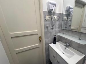 Suite Roberto - Design ed eleganza nel cuore di Imola