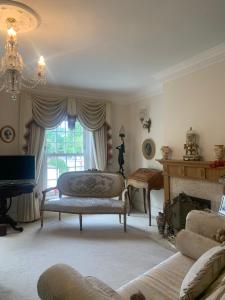 Modern Regency Townhouse London