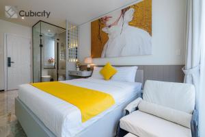 Cubicity Ton That Tung