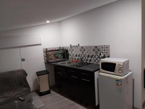 Studio à louer sur Miramas - 3hvězdičkové hotely ve městě Miramas