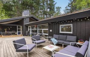 Beautiful Home In Ebeltoft With Sauna
