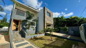 Villa J&J Private pool near beach