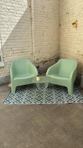 Paul Bert-2 studio avec extérieur privatif