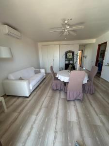 Attico con vista mozzafiato a due passi dal mare