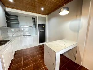 Family House By Serenity Sea House