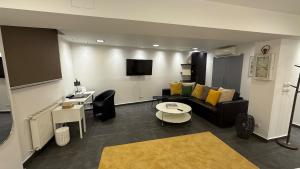 Freddy enjoy kolonaki