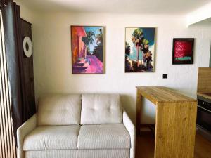 Grand studio neuf vue magnifique