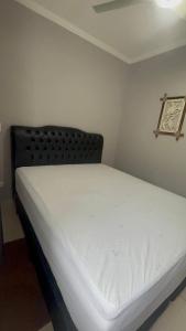 LINDO, apartamento praia da enseada Ubatuba, 100 mts da praia