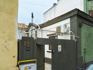 Urban Stillness - 3BD Hideaway