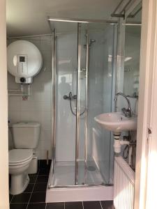 Prague on Boat, Privat Pier, Free Parking