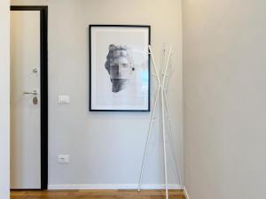 Modern Elegance 1BR with views