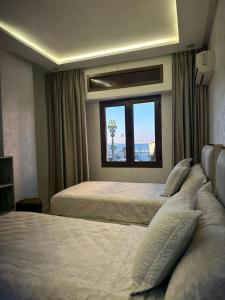 Vue mer sur la corniche 135