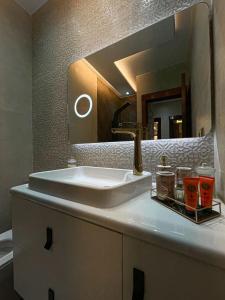 Vue mer sur la corniche 135