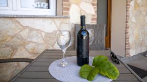 "Villa Asinara - Appartamenti Piano Terra con Giardino"