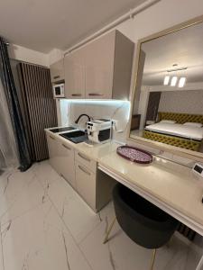 Anias Studio View of the Black Sea 45