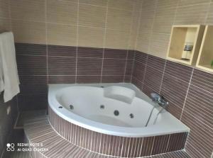 La Mansion en SAJOMA Villa 15 3br with private Pool