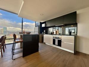 Lux Condo San Ysidro Border