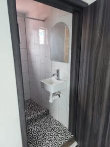Hostal Avante