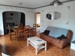 Maisons de vacances Gite meuble 10 personnes : photos des chambres