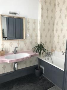 Villas Havre de paix avec Spa a deux pas de la plage : photos des chambres