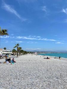 Seaside Studio with Terrace and Free Parking - Beach 2 Min Walk