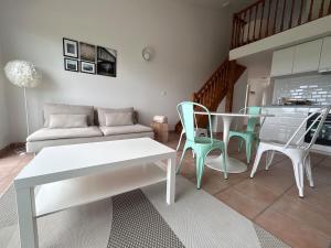 Appartements La Fleur de Sel - Vue imprenable sur la baie : photos des chambres
