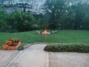 Tentes de luxe Lodg'ing Nature Camp Dordogne : photos des chambres