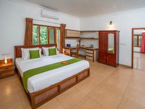 dE Spicewoods, 4BHK Pool Villa, Breakfast