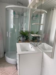 Chambre julia lits séparés