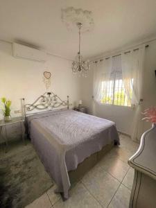 Casa Valdi, fantastic 4 bedroom house with private,heated swimming pool and barbecue