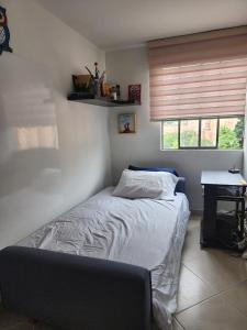 Habitación con sofacama - apto compartido