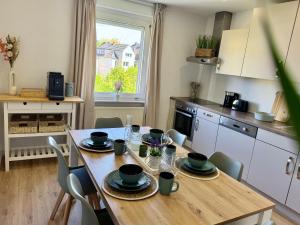 Heaven Homes XL für 6 - Altbaucharme Citynah Kaffeevollautomat