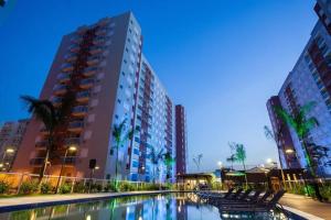 Apartamento com piscina e academia