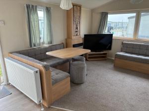 Echo Coastal Holidays -Golden Palm Resort - Chapel St Leonards