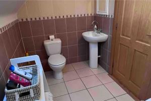 Home in Foxford, 8 Guests