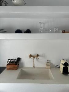 Saliagos villas complex with private pools