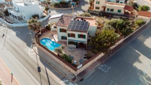 Traumhafte Finca Haus für Gruppen Familien Top-Lage direkt am Meer bei Es Trenc mit Pool und neuer Klimaanlage