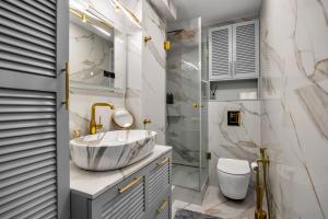 Apartments with view of Warsaw 23rd floor